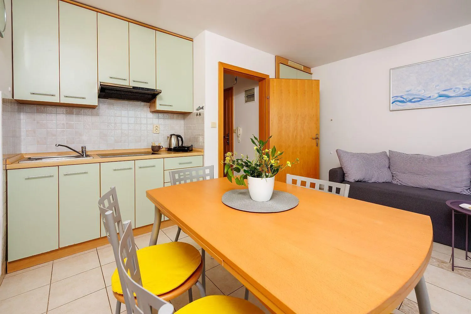 Komfortables Apartment Nur 500 Meter Zum Strand Mit Meerblick, Waschmaschine, Parkplatz 드라말리